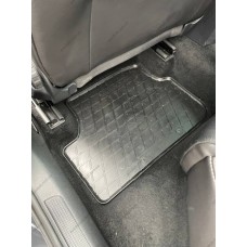 Гумові килимки в салон для Volkswagen e-Golf (2014-2020) комплект з 4 штук (Stingray)