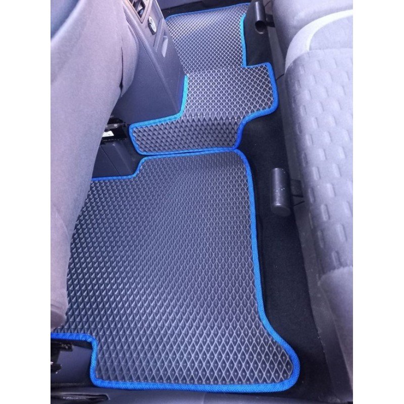 Комплект класичних EVA ковриків для Volkswagen Touran I (2003-2015)
