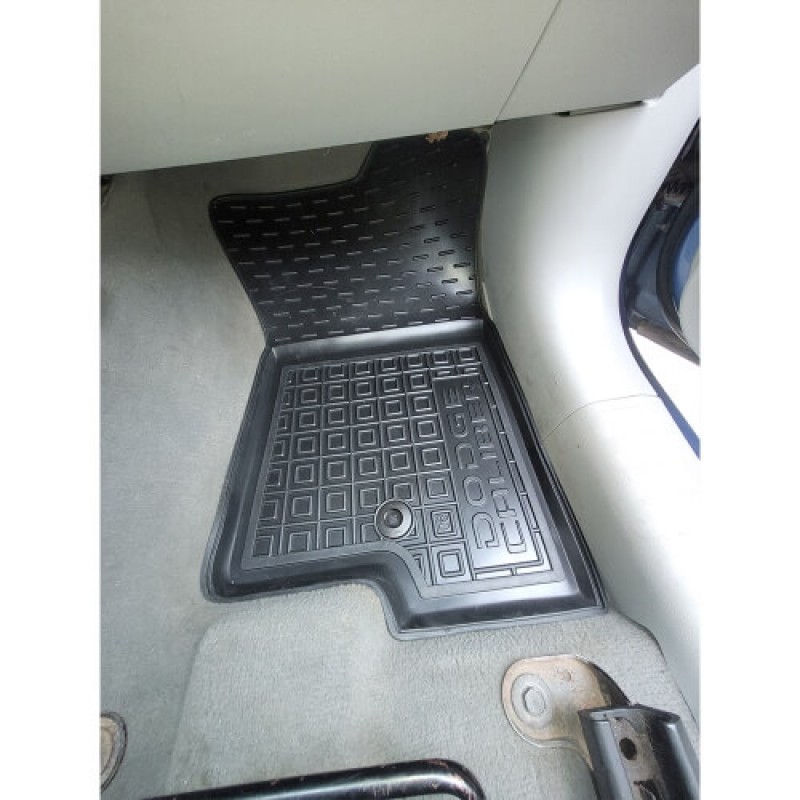 Коврики в салон для Dodge Caliber (2007-2012) (Avto-Gumm)