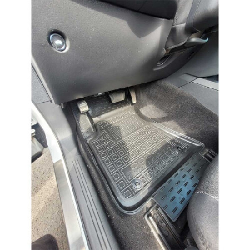 Коврики в салон Dodge Challenger III (2008-2019) (Avto-Gumm)