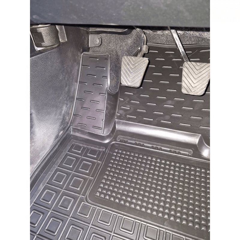 Коврики в салон Mitsubishi L200 (2024-...) Invite (Avto-Gumm)