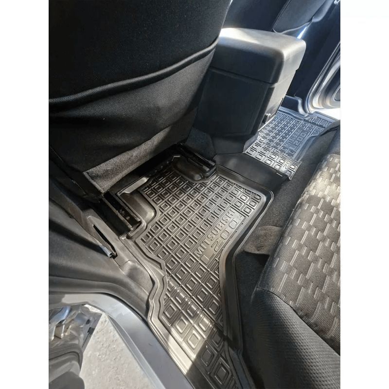 Коврики в салон Mitsubishi L200 (2024-...) Invite (Avto-Gumm)
