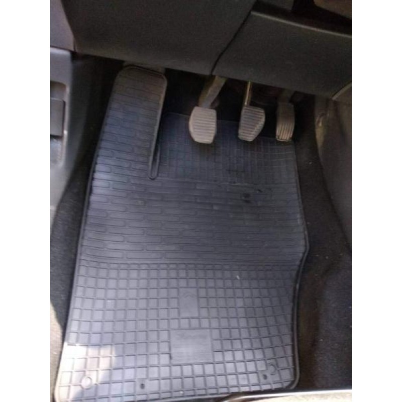 Гумові килимки в салон для Peugeot 308 (2007-2013) комплект з 4 штук (Stingray)