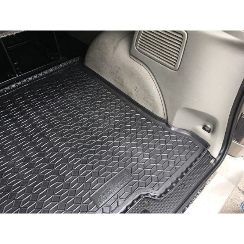 Килимок в багажник для Renault Trafic 2 02-/ Opel Vivaro 02- (пасс. довга база) (Avto-Gumm)