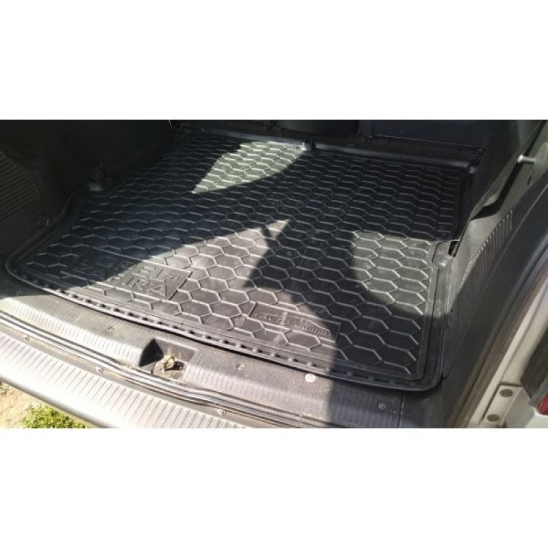 Килимок в багажник для Opel Zafira A (1999-2005) 5 мест (Avto-Gumm)