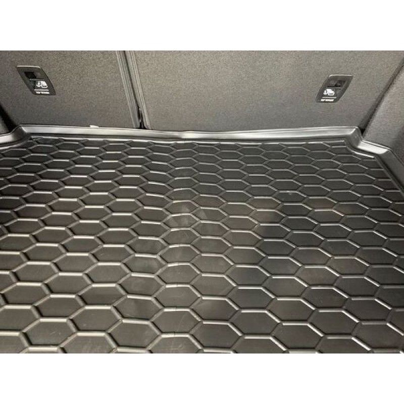 Килимок в багажник для Renault Megane IV (2015-...) Sedan (Avto-Gumm)