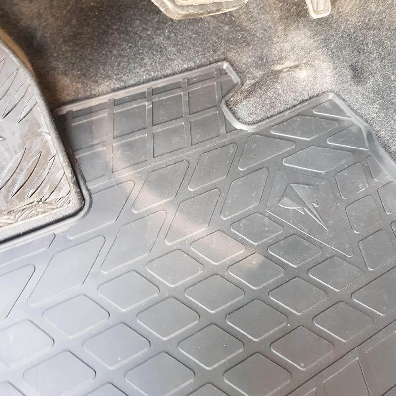 Гумові килимки в салон для Suzuki Jimny (JB74) (2018-...) комплект з 4 штук (Stingray)