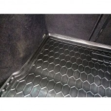 Килимок в багажник для Volkswagen Golf 5 03-/6 09- Universal (Avto-Gumm)
