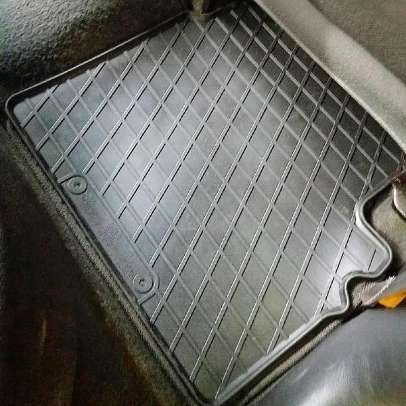 Гумові килимки в салон для Chevrolet Aveo (T200/T250) (2002-2012) комплект з 4 штук (Stingray)