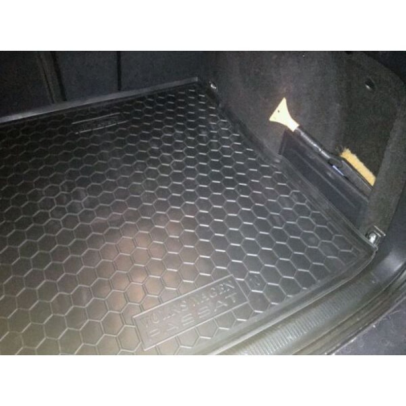 Килимок в багажник для Volkswagen Passat B6/B7 05-/11- (Universal) (Avto-Gumm)