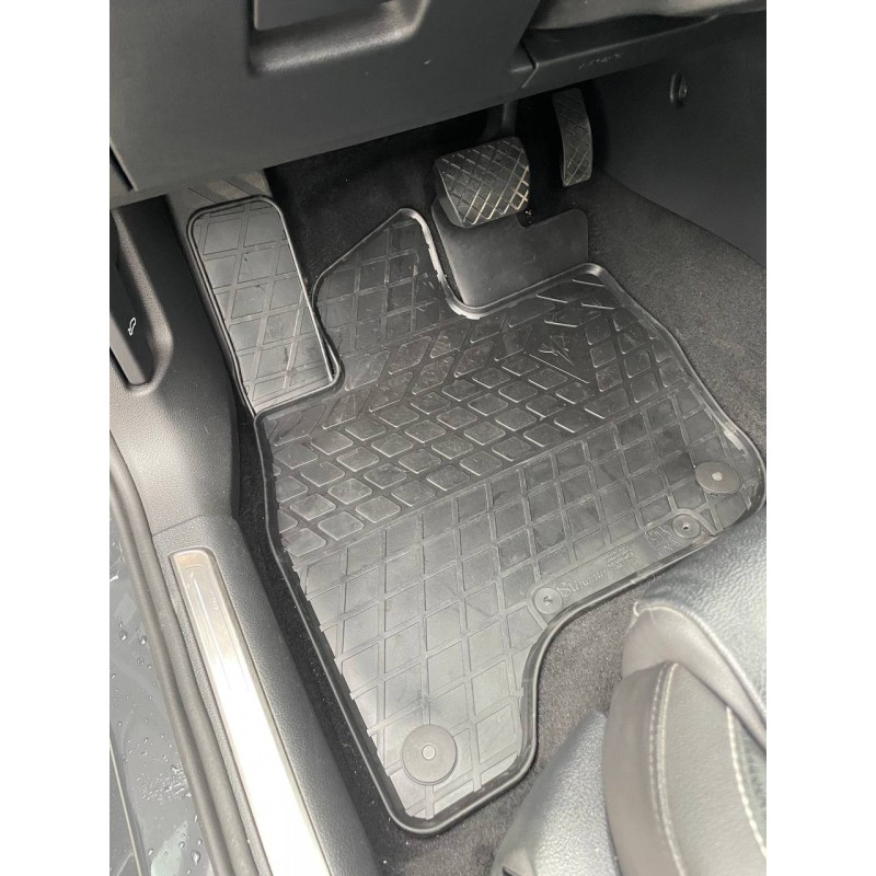 Гумові килимки в салон для Volkswagen e-Golf (2014-2020) комплект з 4 штук (Stingray)