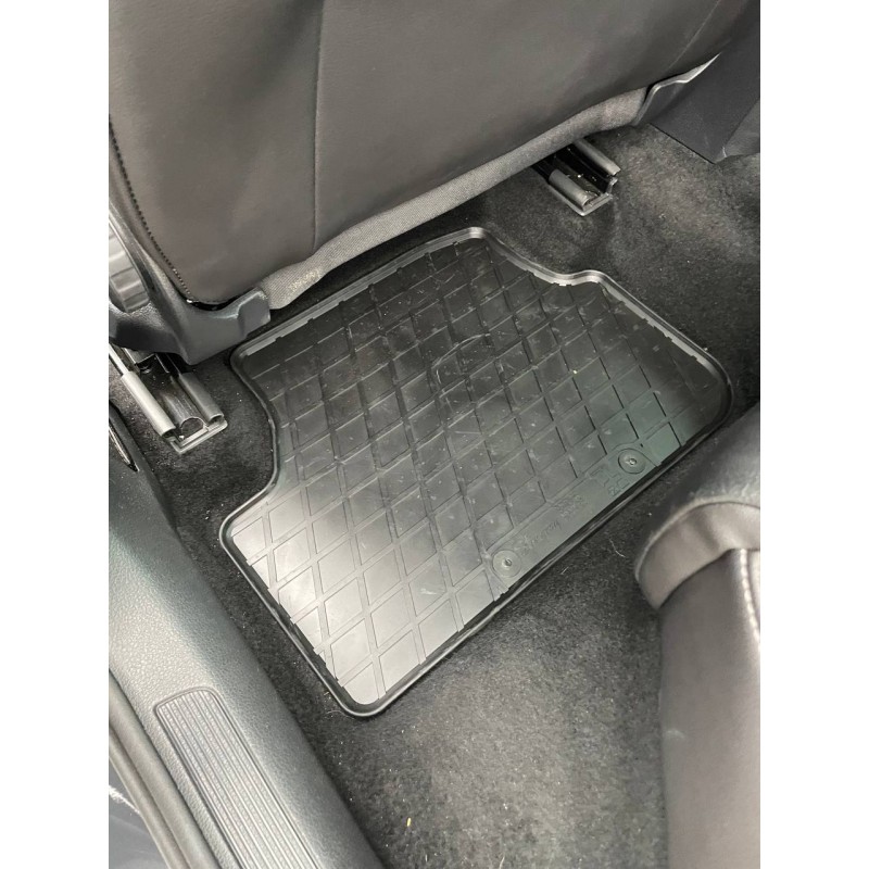 Гумові килимки в салон для Volkswagen e-Golf (2014-2020) комплект з 4 штук (Stingray)