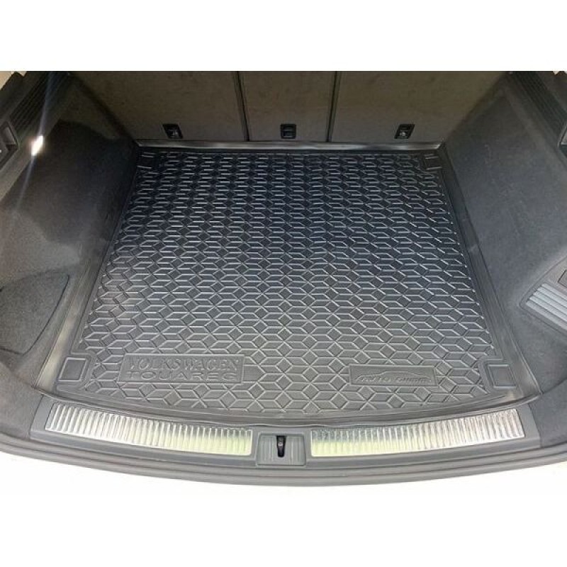 Килимок в багажник для Volkswagen Touareg 2018- (Avto-Gumm)