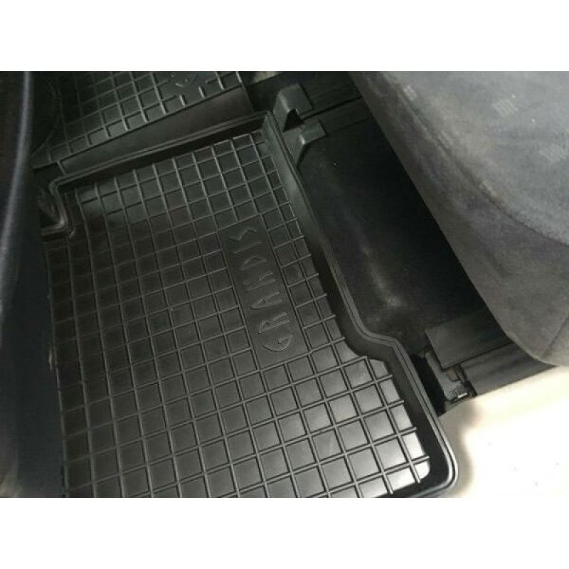 Коврики в салон Mitsubishi Grandis (2003-2011) (Avto-Gumm)