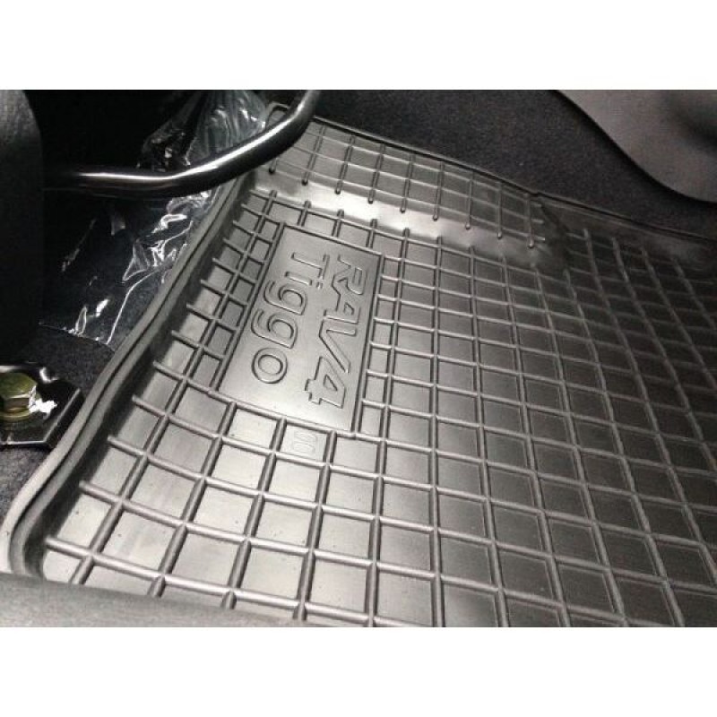 Коврики в салон Chery Tiggo 05-/Toyota RAV4 00- (Avto-Gumm)