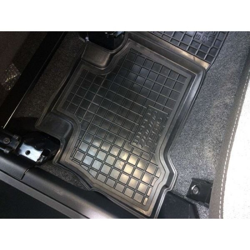 Коврики в салон Fiat Qubo/Fiorino 08-/Citroen Nemo 07-/Peugeot Bipper 08- (Avto-Gumm)