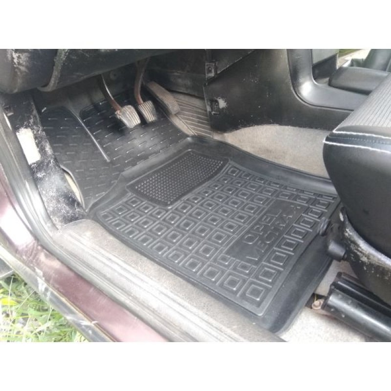 Коврики в салон Opel Vectra A 1988-1995 (Avto-Gumm)