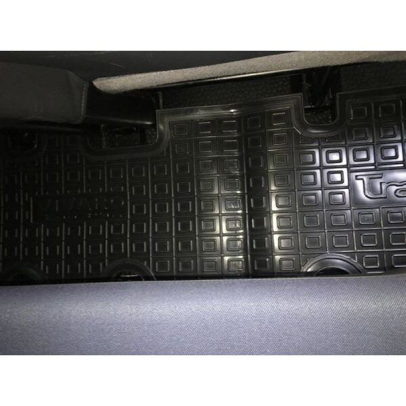 Коврики в салон Renault Trafic 2 02-/Opel Vivaro 02- (3-й ряд) (Avto-Gumm)