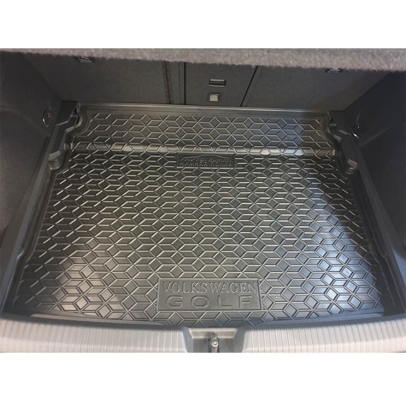 Килимок в багажник для Volkswagen Golf VIII (2020-...) (hatchback) нижня поличка (Avto-Gumm)
