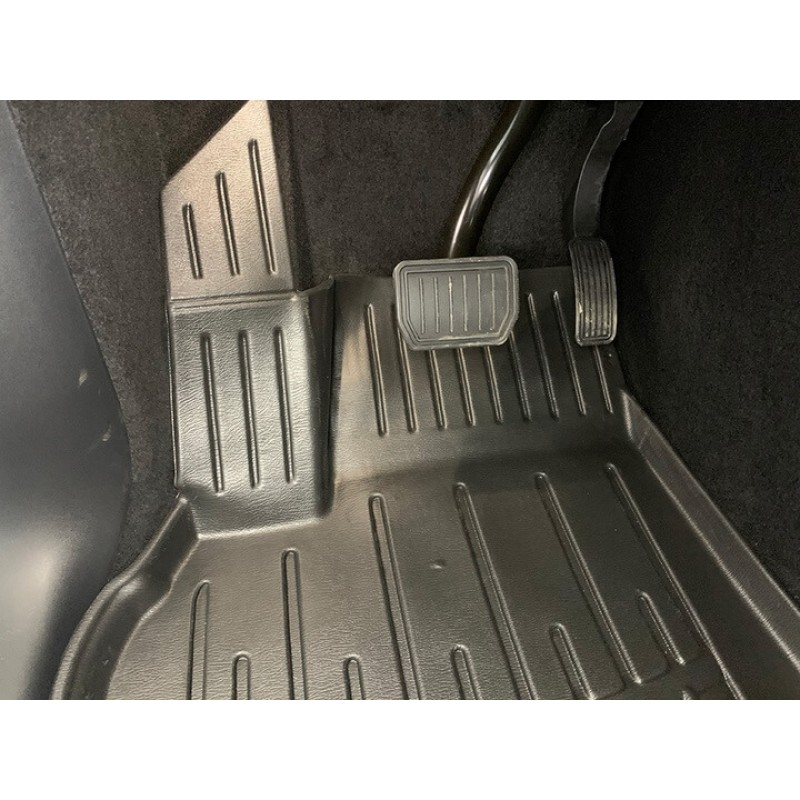 3D килимки для Tesla Model Y (2019-…) (Revised mount) з бортиками 30 мм (Stingray)