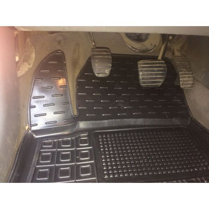 Коврики в салон Renault Laguna II (G) (2001-2007) (Avto-Gumm)