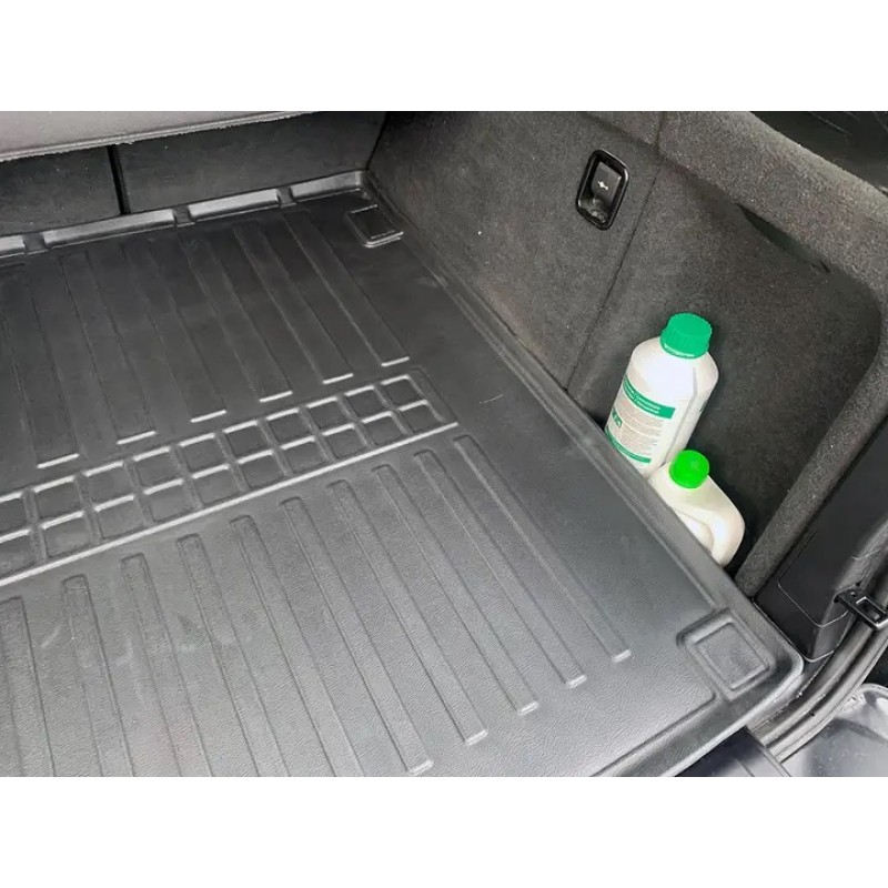 Килимок в багажник для BMW X5 (F15) (2013-2018)  з бортиками 30 мм (Stingray)