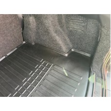 Килимок в багажник для Renault Megane II (2002-2009) Universal з бортиками 30 мм (Stingray)