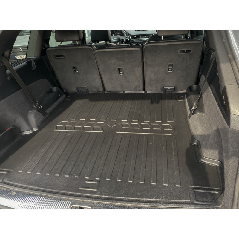 Килимок в багажник для Audi Q7 (4M) (2015-...) з бортиками 30 мм (Stingray)