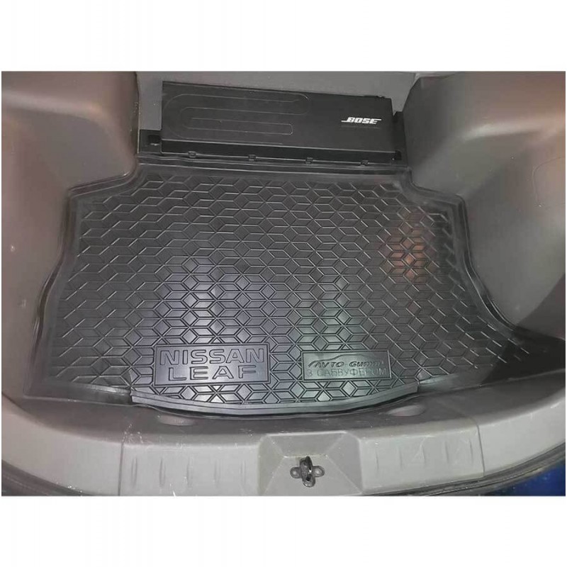 Килимок в багажник для Nissan Leaf (ZE0) (2010-2017) (з сабвуфером) (Avto-Gumm)