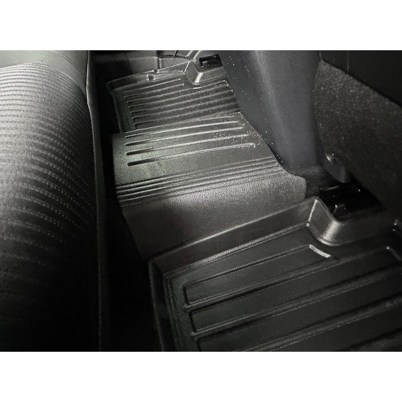 3D килимки для Nissan Qashqai (2022-...) з бортиками 30 мм (Stingray)