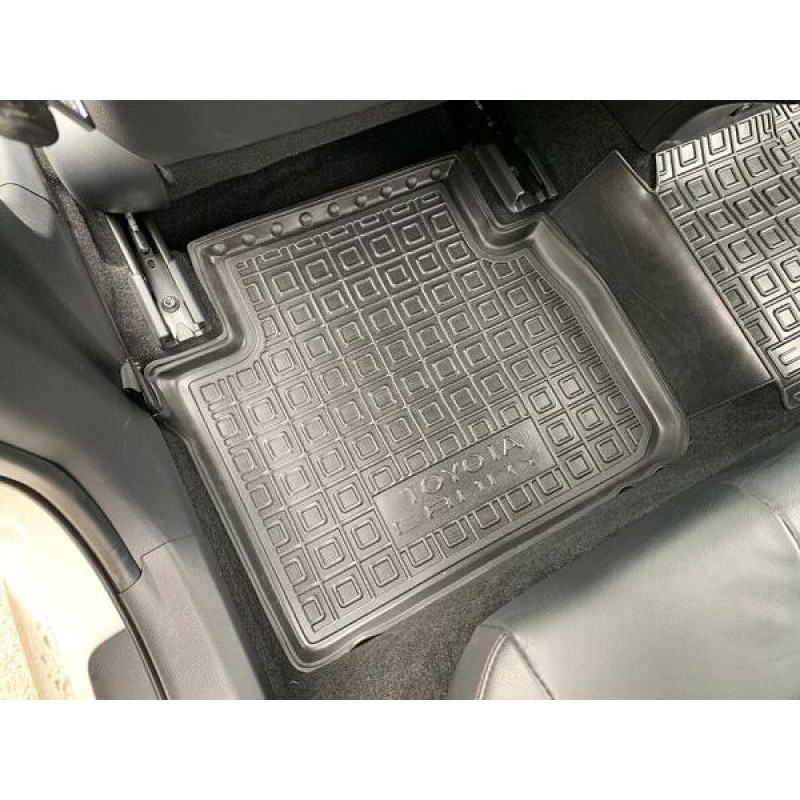 Коврики в салон Toyota Camry (XV70) (2017-...) (Avto-Gumm)