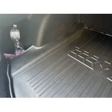 Килимок в багажник для Tesla Model 3 (2017-...) з бортиками 30 мм (Stingray)