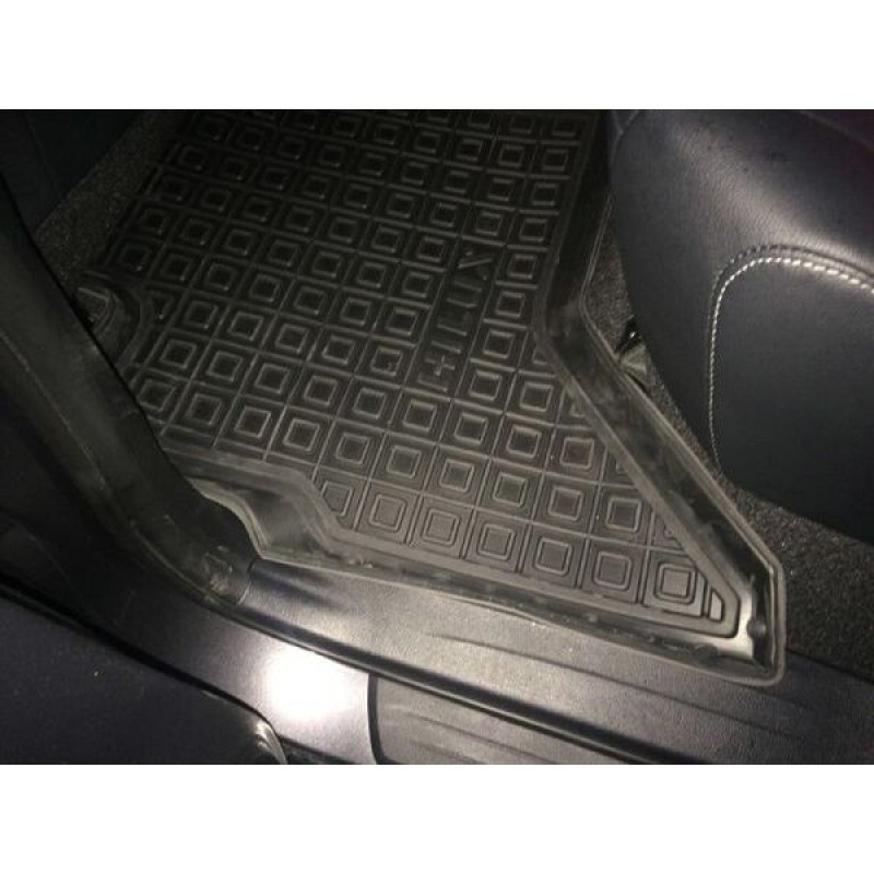 Коврики в салон Toyota Hilux VIII (2015–...) (Avto-Gumm)