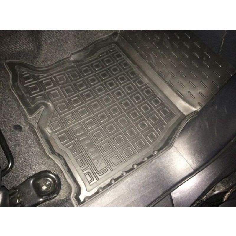 Коврики в салон Toyota Hilux VIII (2015–...) (Avto-Gumm)