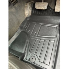 3D килимки для Nissan Navara (D40) (2005-2010) праве кермо з бортиками 30 мм (Stingray)