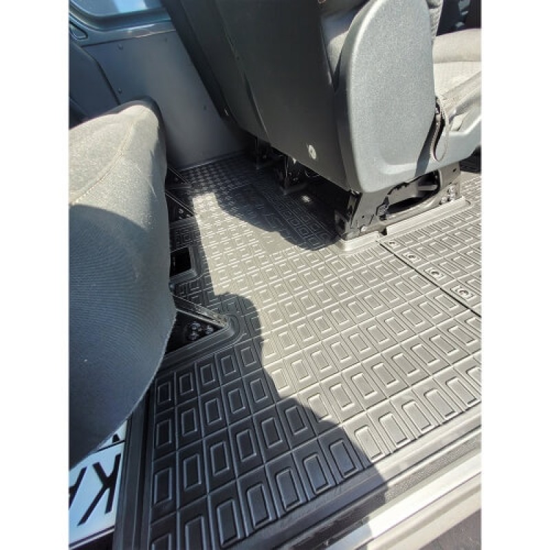 Коврики в салон Ford Transit (2014-...) пасс (3-й ряд) (Avto-Gumm)