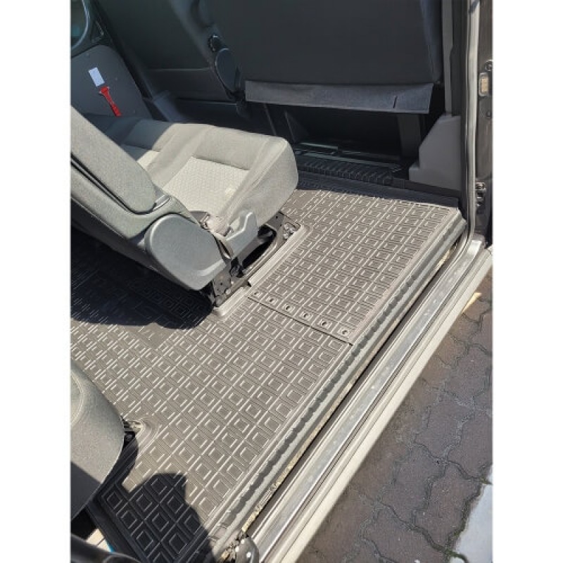 Коврики в салон Ford Transit (2014-...) пасс (3-й ряд) (Avto-Gumm)