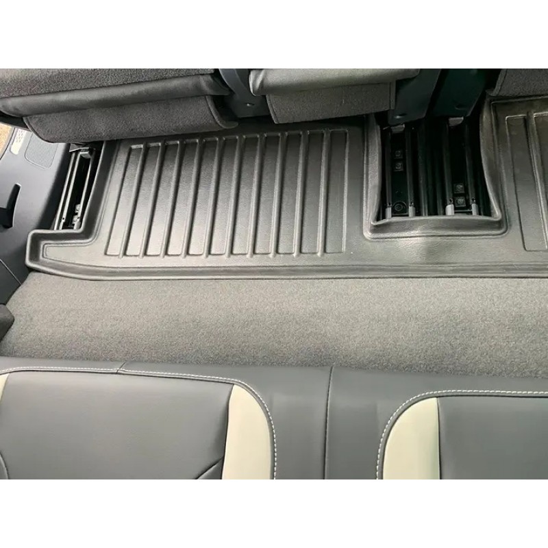 Килимок 3 ряду для Audi Q5 e-tron (2021-...) (7 місць) з бортиками 30 мм (Stingray)