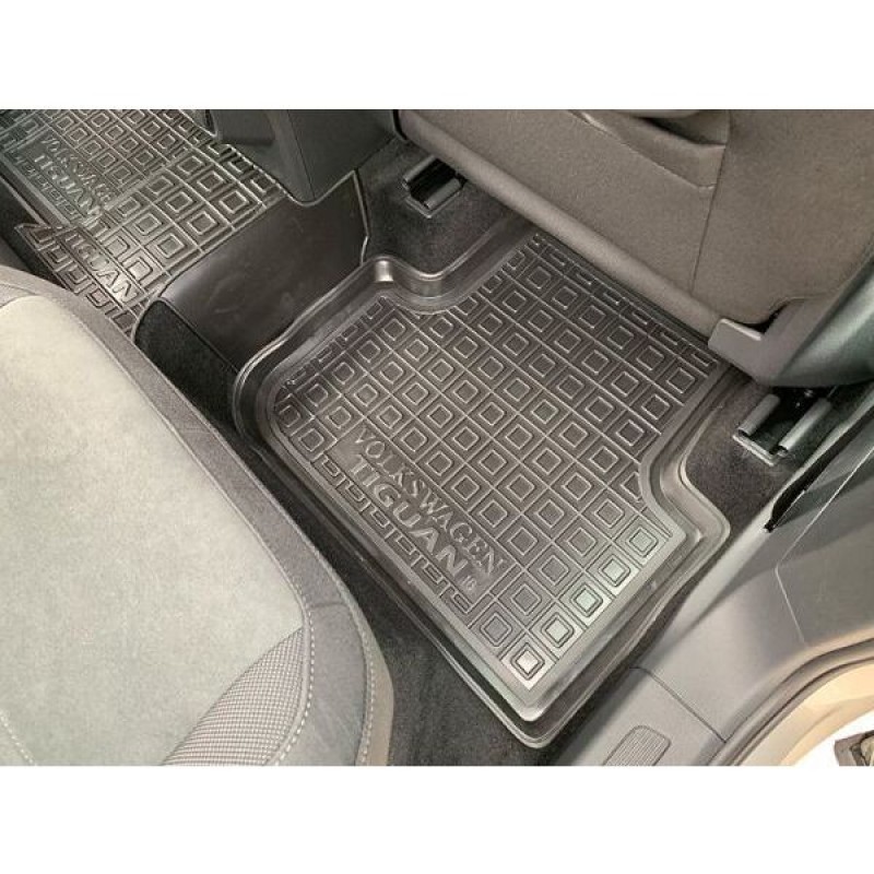 Коврики в салон Volkswagen Tiguan II (2015-...) (Avto-Gumm)