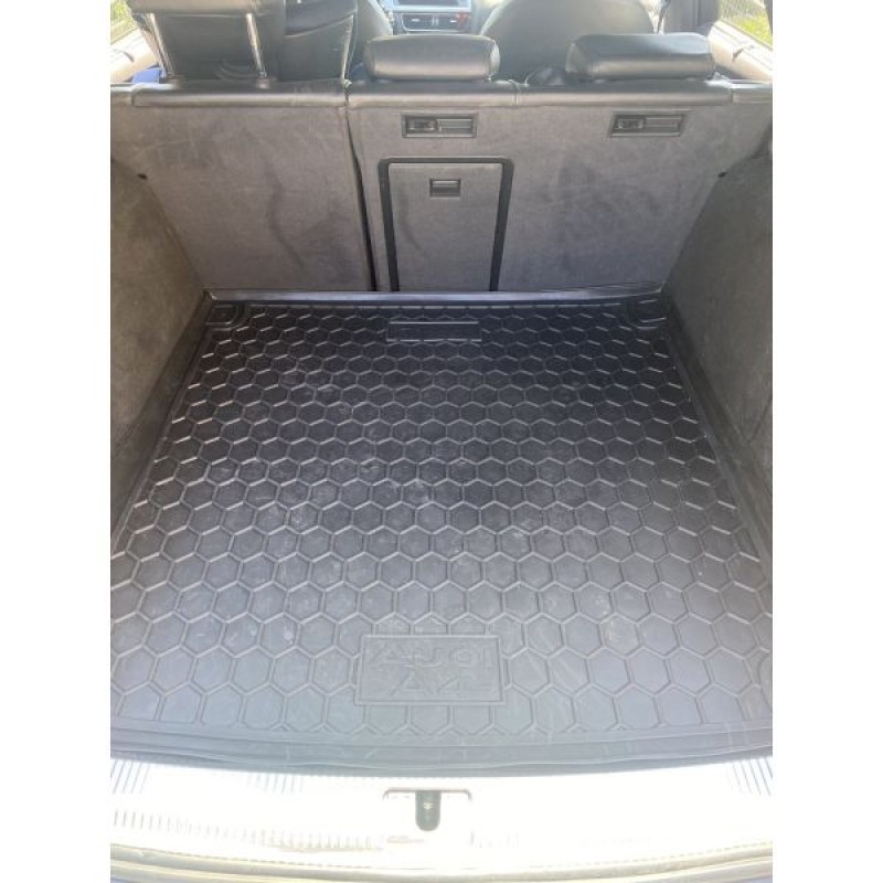 Килимок в багажник для Audi A4 (B8) 2007- Universal (Avto-Gumm)