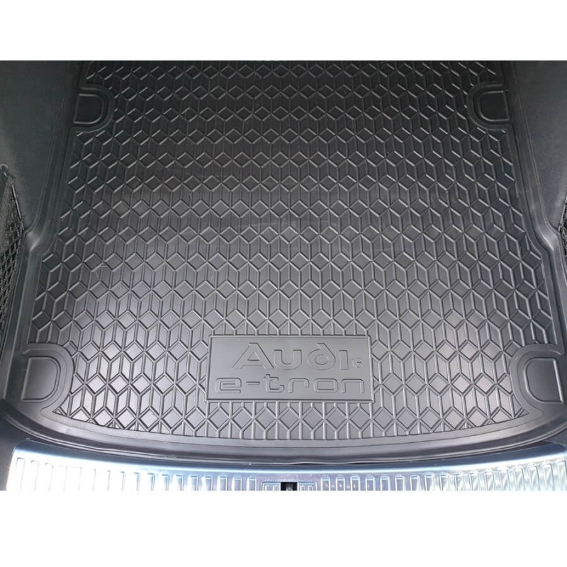 Килимок в багажник для Audi E-Tron 2020- (Avto-Gumm)