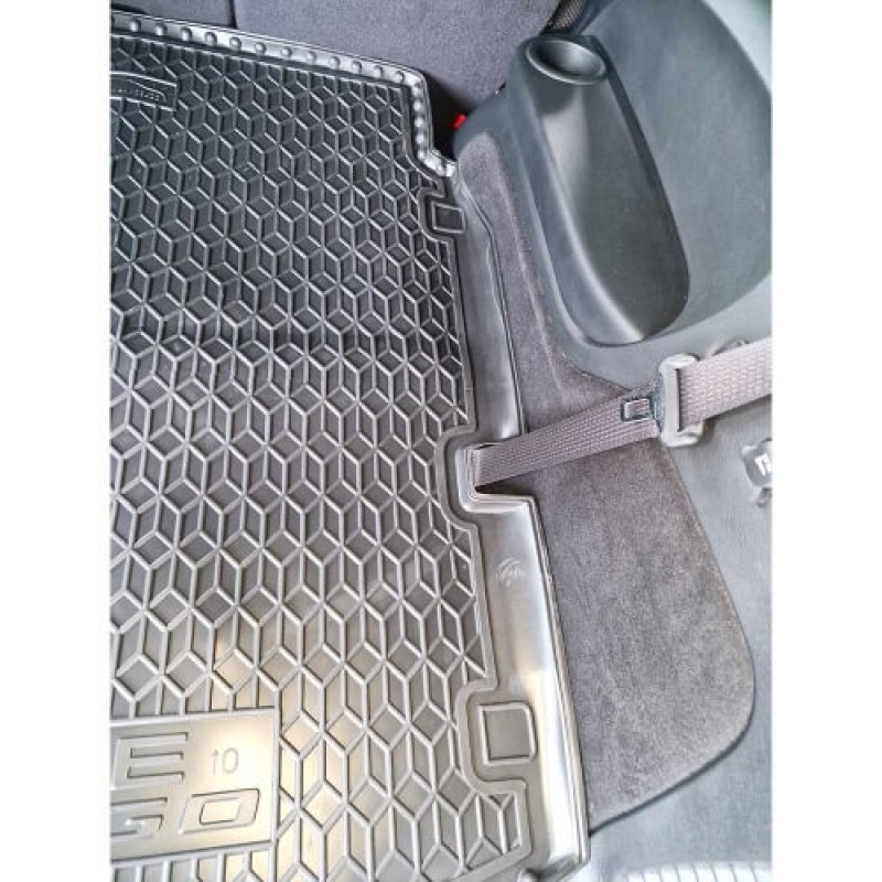 Килимок в багажник для Dodge Durango III (2010-...) (Avto-Gumm)