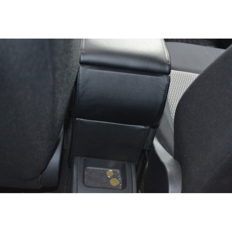 Підлокітник для Volkswagen Polo 5 2009 по наш час (чорний)