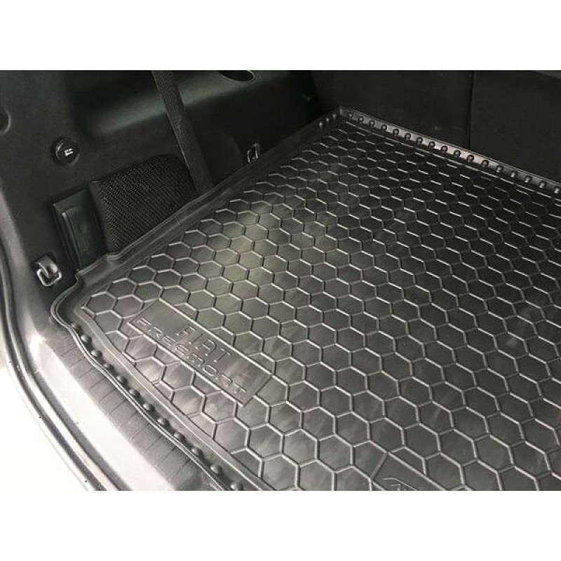 Килимок в багажник для Fiat Freemont 2011- (Avto-Gumm)