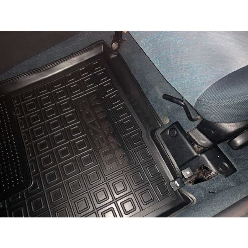 Коврики в салон Mazda 323 BA 1994-1998 (Avto-Gumm)